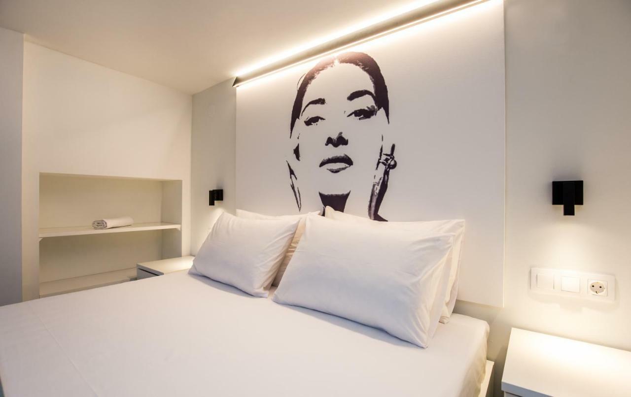 Mr & Mrs K Lofts Apartment Potos Bagian luar foto